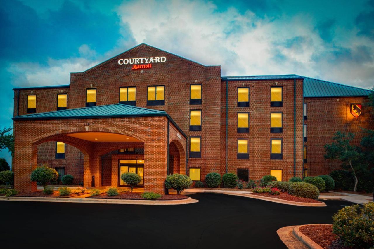 Courtyard By Marriott New Bern Hotel Exterior photo